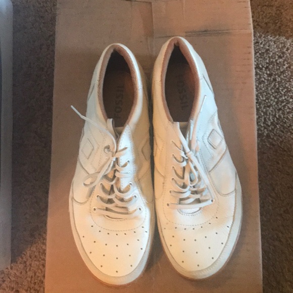 Fossil - Picture 2 of 3